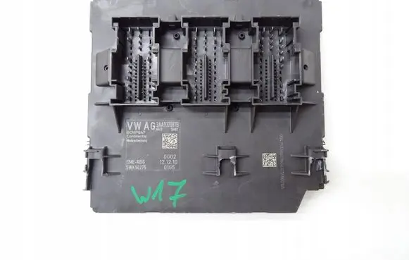 Volkswagen PASSAT B7 Comfort/convenience module 3AA937087B