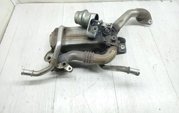 Opel Astra J EGR valve cooler 55576871 AG05310003
