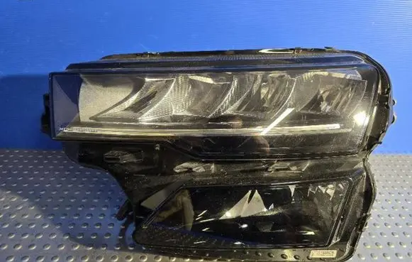Skoda Karoq Headlight/headlamp 57B941009