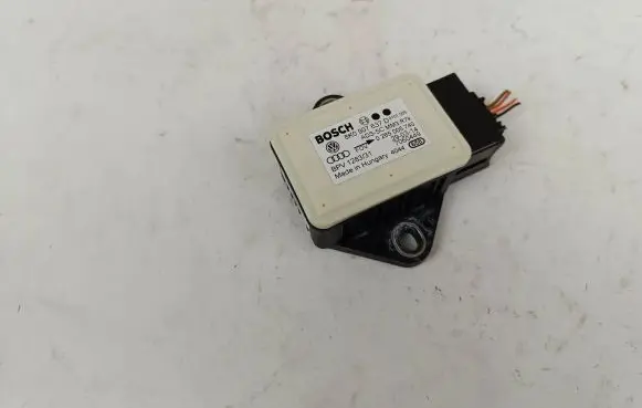 Audi A4 S4 B8 8K ESP acceleration yaw rate sensor 8K0907637D 0265005740 7060449