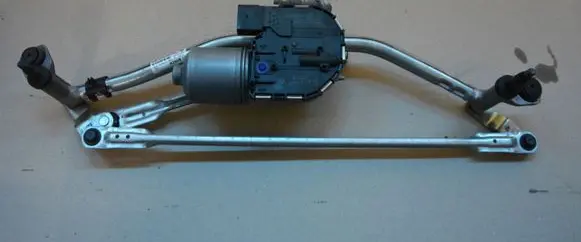 Volkswagen PASSAT B8 Front wiper linkage and motor 3G1955119A