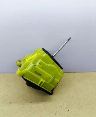 Mercedes-Benz E C207 W207 Gear shifter/selector A2042678124