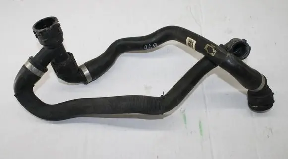 BMW 4 F32 F33 Engine coolant pipe/hose 8634284