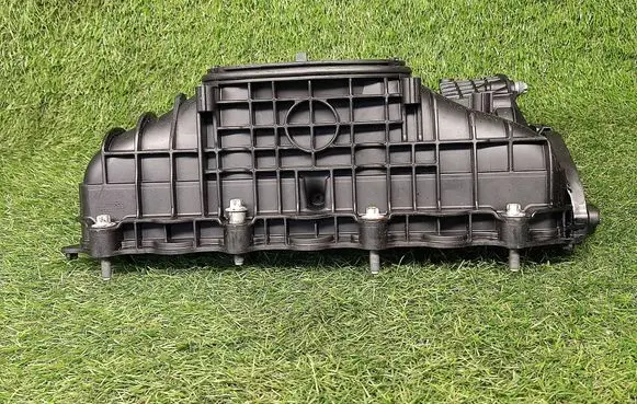 Mercedes-Benz E W212 Intake manifold A6510900037