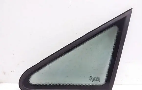 Ford Galaxy Front triangle window/glass 