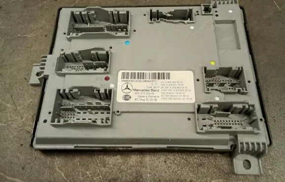 Mercedes-Benz C W206 Comfort/convenience module a2069003013