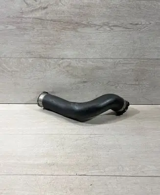 Intercooler hose/pipe