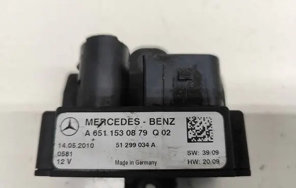 Mercedes-Benz Sprinter W906 Glow plug pre-heat relay A6511530879 51299034A 405201C