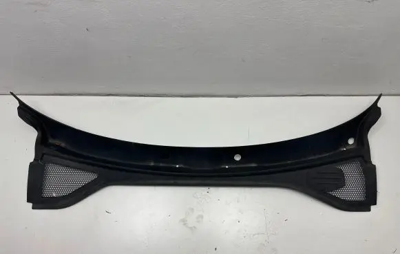 Audi A3 S3 8V Wiper trim 8V5819403