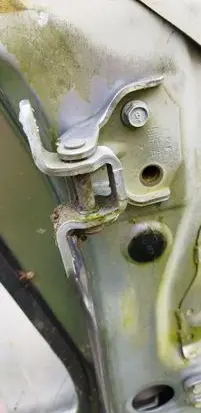 Front door hinge set