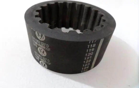 Volkswagen Transporter - Caravelle T5 A/C flexible coupling/sleeve 070903327D