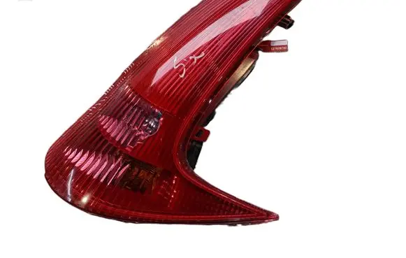 Peugeot 206 Rear/tail lights S27639792 89030438