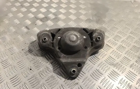 Volkswagen PASSAT B5 Coil spring mount 8D0412383E