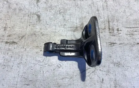 Land Rover Discovery Sport Rear door hinge set BJ32228A