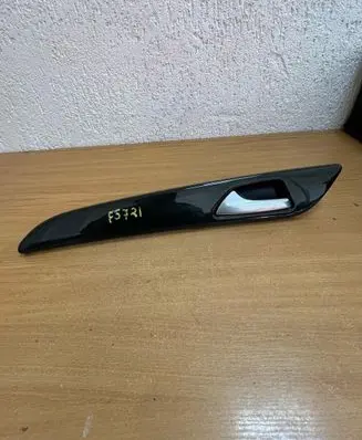 Mercedes-Benz GLE (W166 - C292) Rear door interior handle A1667301522 F5721