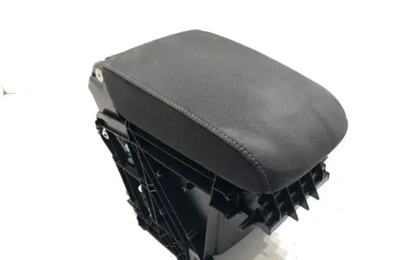 Volkswagen Golf VII Armrest 5G0863250B