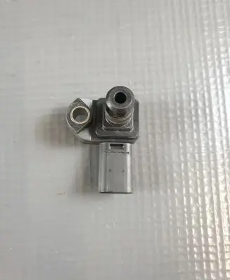 Chevrolet Camaro Air pressure sensor 12650600