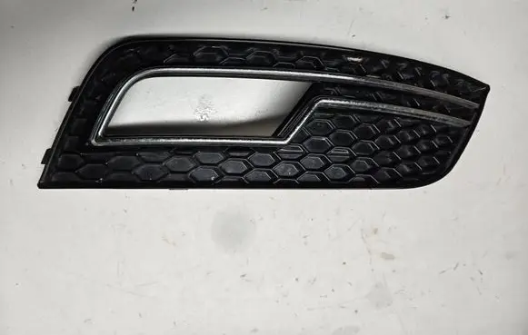 Audi A4 S4 B9 Front fog light trim/grill 