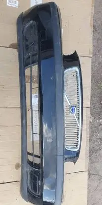 Volvo V70 Front bumper 09484238