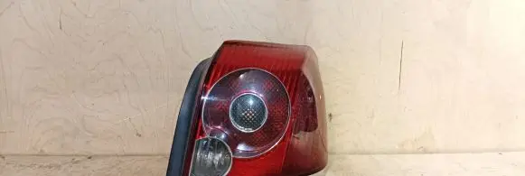 Toyota Avensis T250 Rear/tail lights VALEO