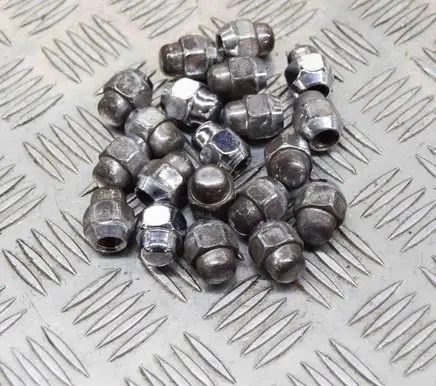 Hyundai Tucson TL Nuts/bolts 