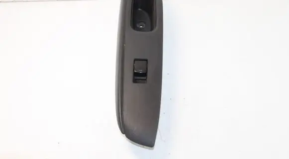 Nissan Note (E12) Electric window control switch 809613VU0A