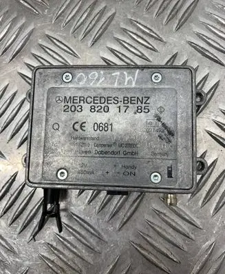 Mercedes-Benz ML W163 Antenna control unit 2038201785