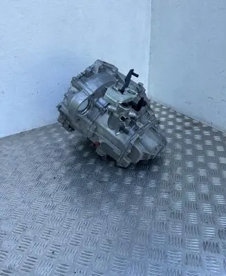 Volkswagen Golf Sportsvan Manual 6 speed gearbox RGN