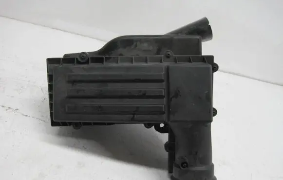 Volkswagen Tiguan Air filter box cover 5N0129601K 5N0129607E 1K0129620D