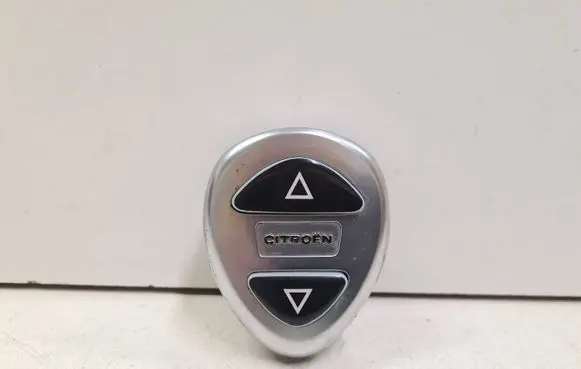 Citroen C5 Suspension ride height/mode switch 9633261277 15882700 9627701677
