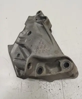 Skoda Octavia Mk4 Engine mounting bracket 05L199207