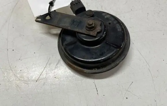 Hyundai Santa Fe Horn signal 28R000172