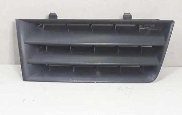 Renault Megane II Front bumper upper radiator grill 8200114157 7701470246