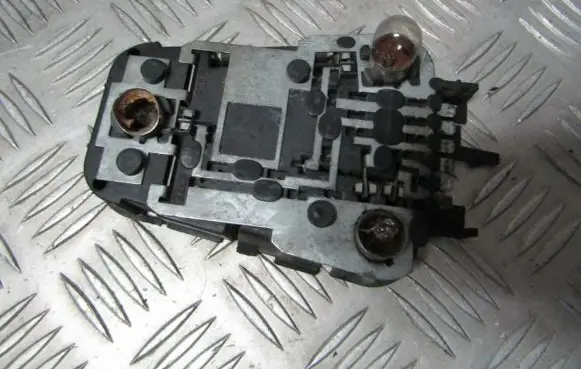 Audi 100 200 5000 C3 Tail light bulb cover holder 443945221