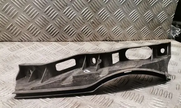 Volkswagen PASSAT B6 Front bumper mounting bracket 3C0807890