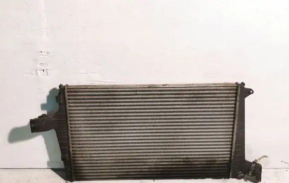 Audi A6 S6 C5 4B Intercooler air channel guide 