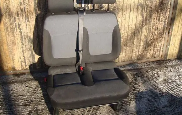 Opel Vivaro Front double seat 1234