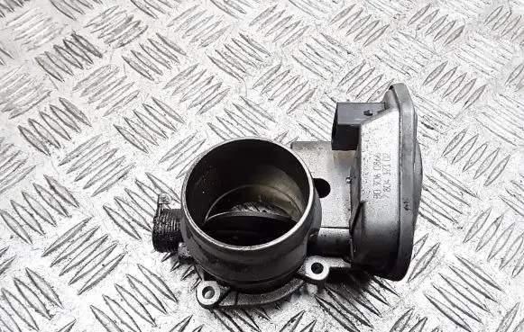 BMW 1 E81 E87 Throttle valve 780437302