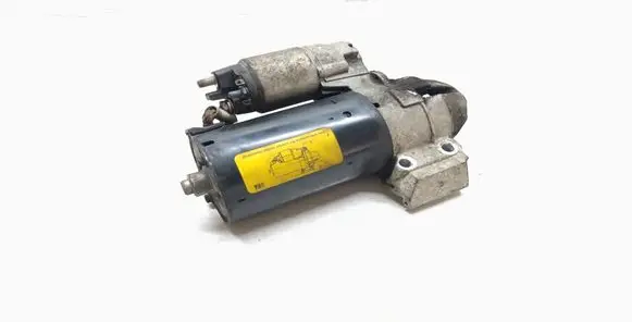 BMW 1 E81 E87 Starter motor 7823700 12417823700