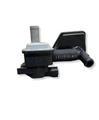 Mazda CX-3 Vacuum valve PE0118751 1362007230