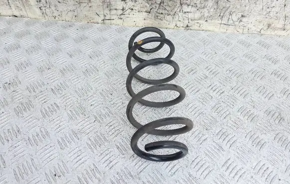 Toyota Yaris Rear coil spring 