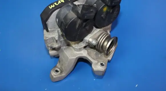 Mercedes-Benz CLS C219 EGR valve A2721400060