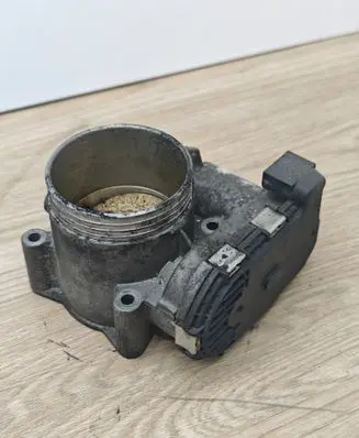 Volvo XC90 Throttle valve 30711553 04W406 0280750103