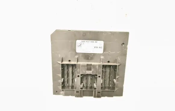 Volkswagen PASSAT B8 Comfort/convenience module 5Q0937086BF