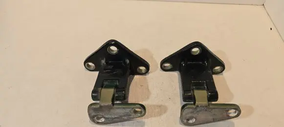 Opel Frontera B Tailgate/trunk/boot hinge