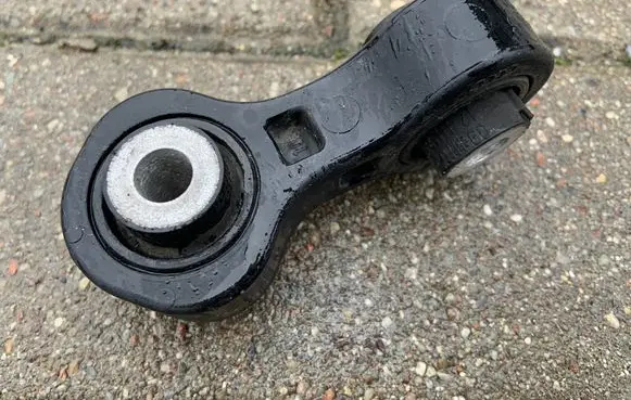 Rear anti-roll bar/stabilizer link