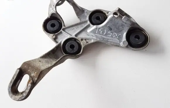 Mercedes-Benz C W205 ABS pump bracket A2054312240 GD01774