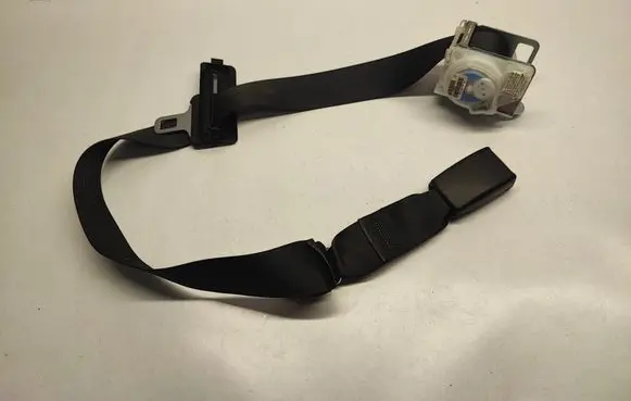 Dodge Challenger Middle seatbelt (rear) P5UZ261X9AB 5UZ261X9AB
