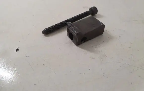 Volkswagen Caddy Fuel Injector clamp holder