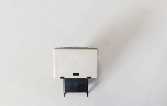 Lexus RX 450H Light relay 8198030170